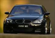 1:18 BMW M5 E61 Touring Schwarz Metallic Edition mit OVP